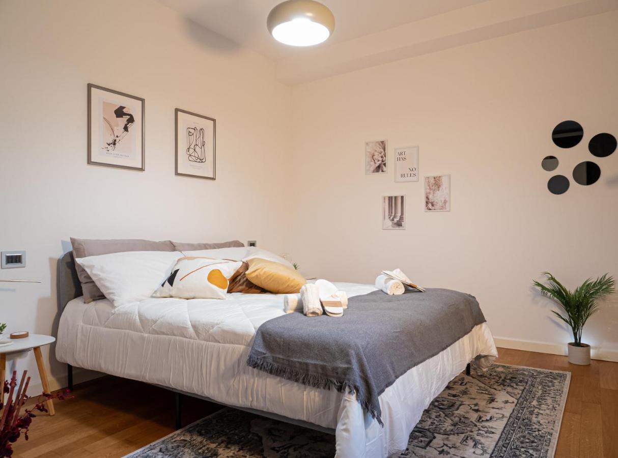 Maison Blanche: Appartamento Elegante Con Parcheggio Privato Mantua Exterior foto